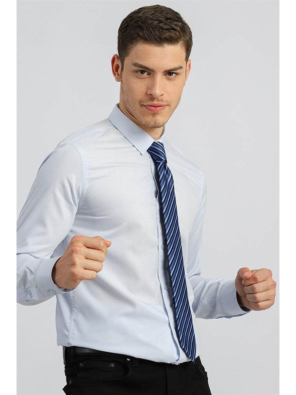 Mavi Slim Fit Dar Kesim Küçük Yaka Düz Erkek Gömlek