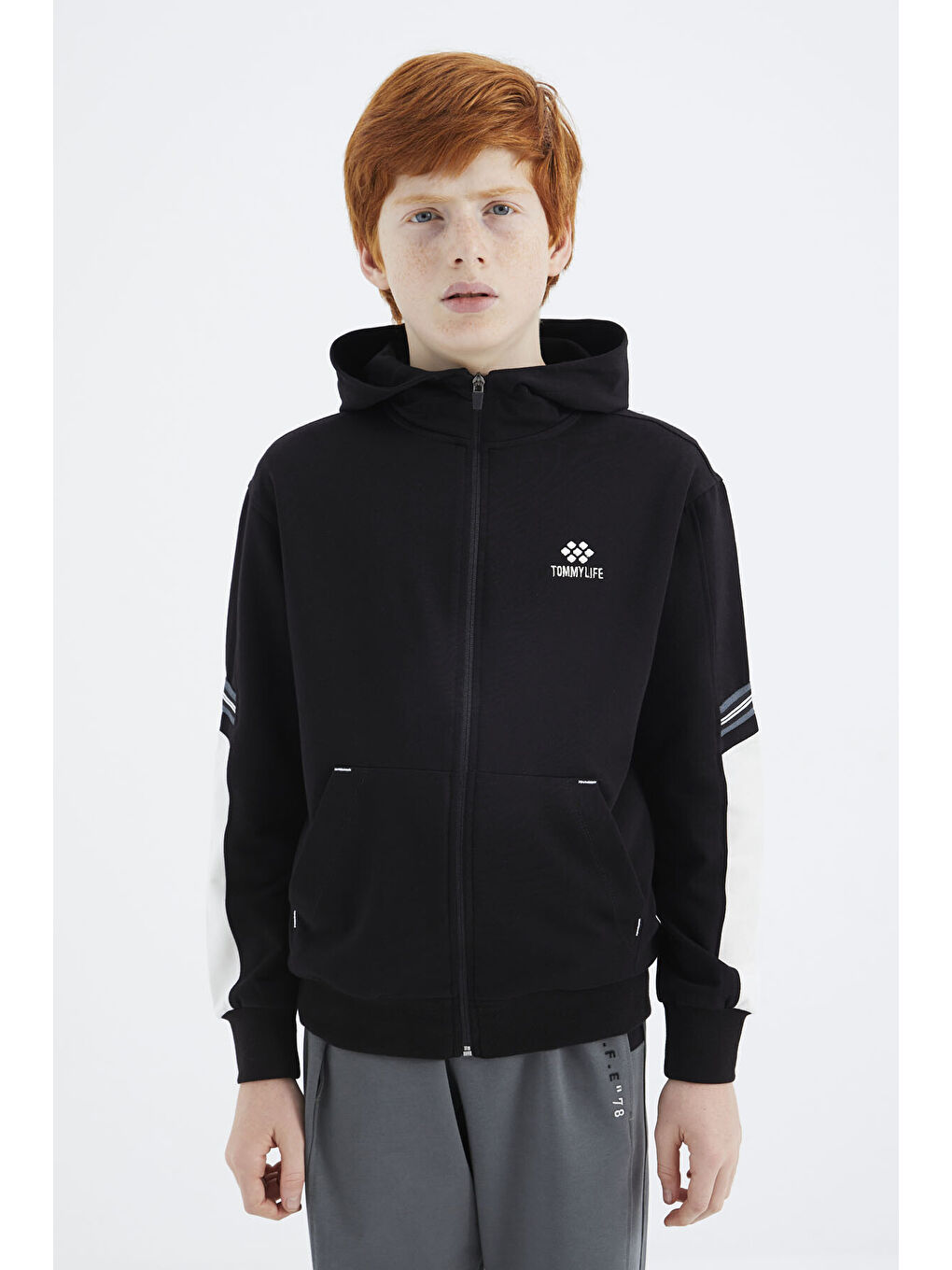 Siyah Fermuarlı Erkek Çocuk Sweatshirt - 11180-2