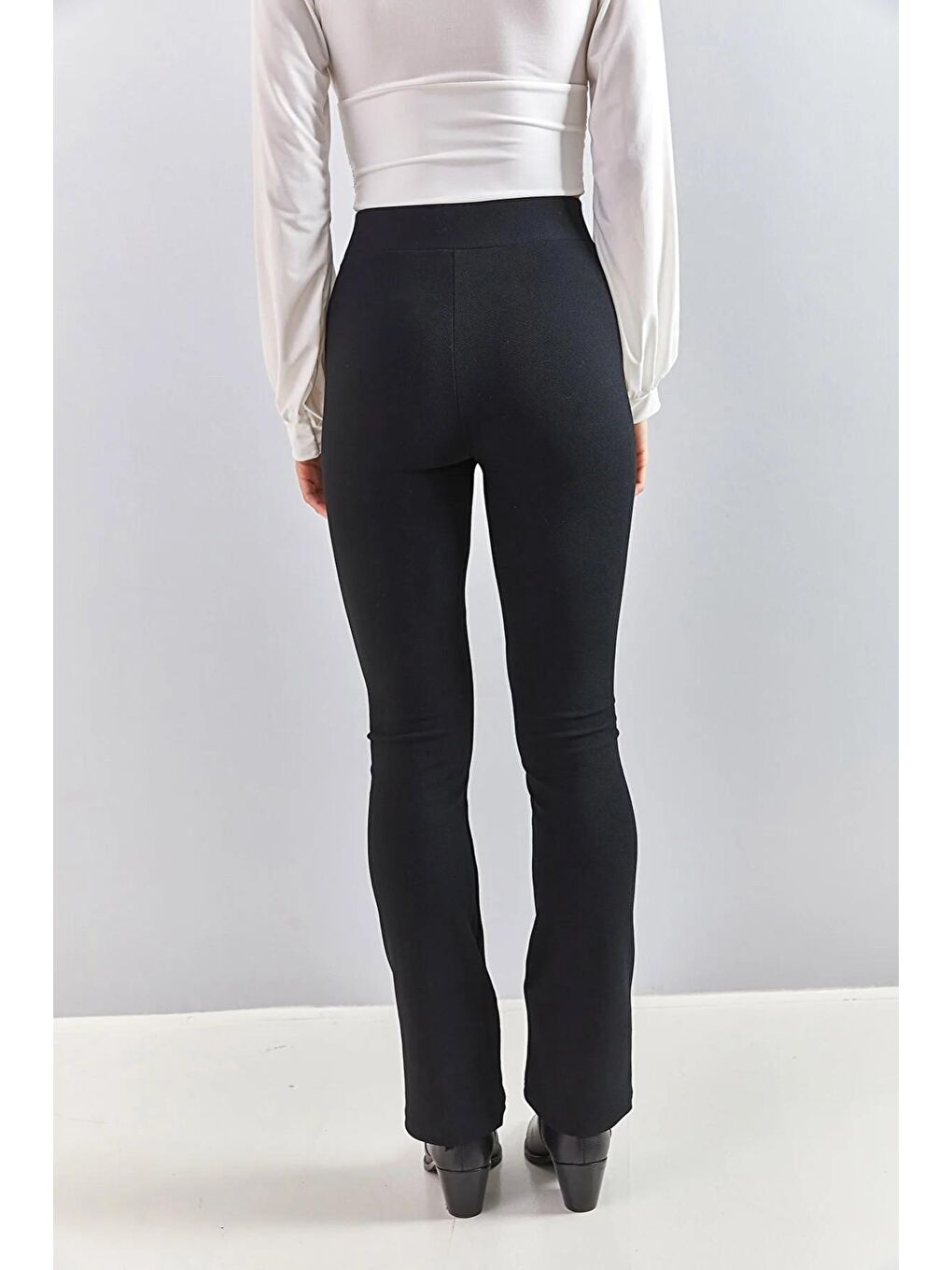 Siyah Kadın Yüksek Bel Fermuarlı İspanyol Paça Çimalı Pantolon-2