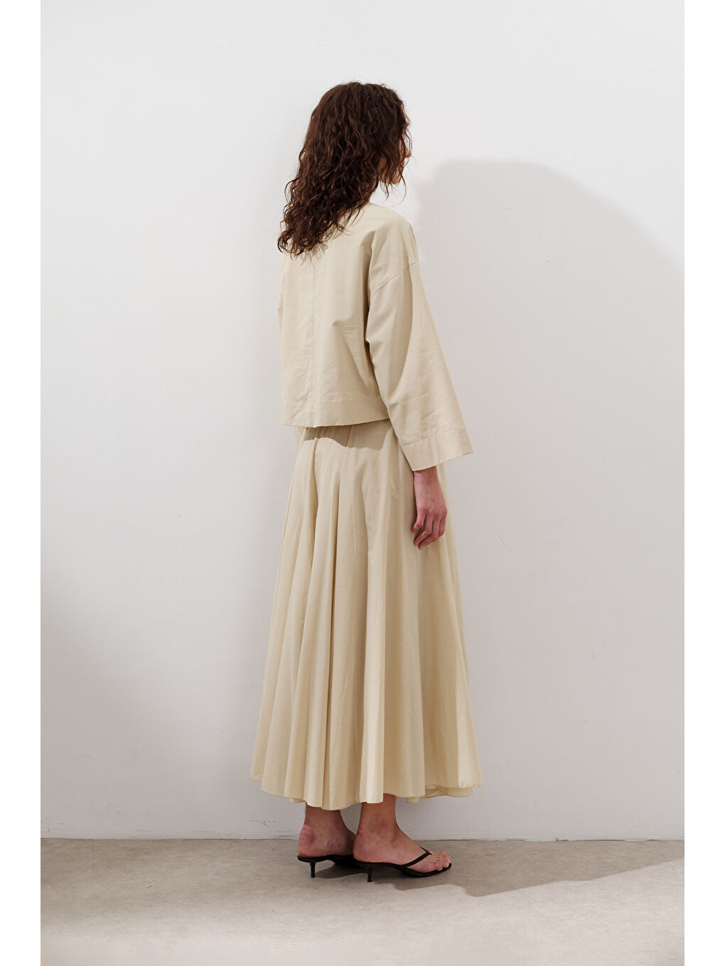 Pamuklu Crop Uzun Kol Bluz Pastel Sarı-5