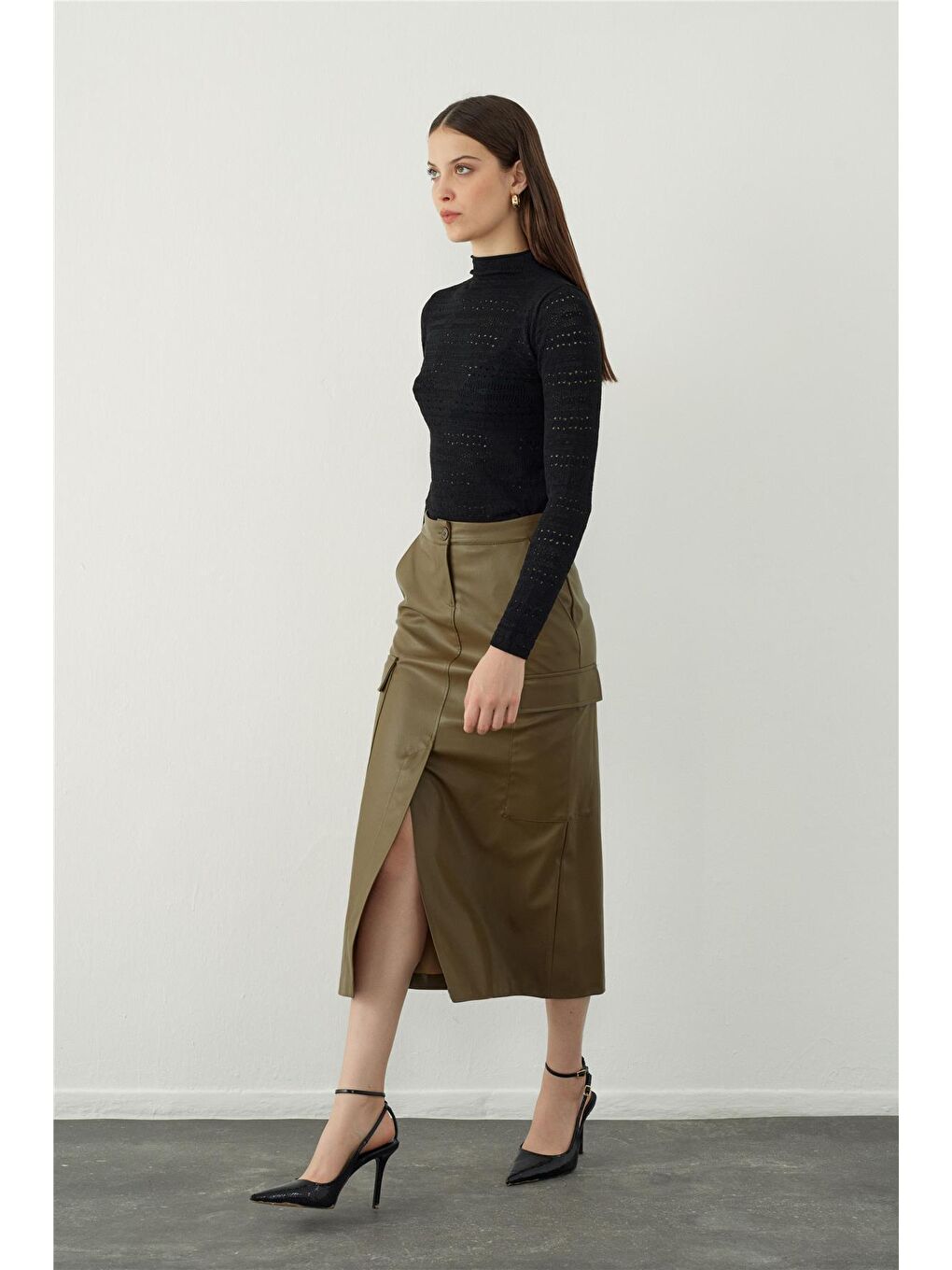 Yeşil Deri Görünümlü Cep Detaylı Midi Etek-1