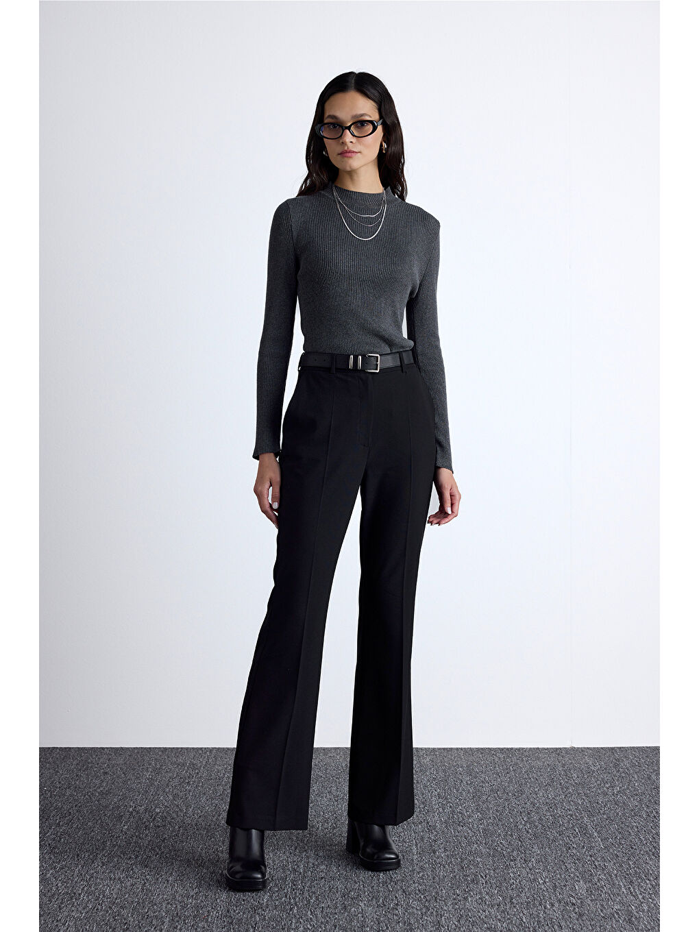 Flare Paça Klasik Pantolon Siyah-3