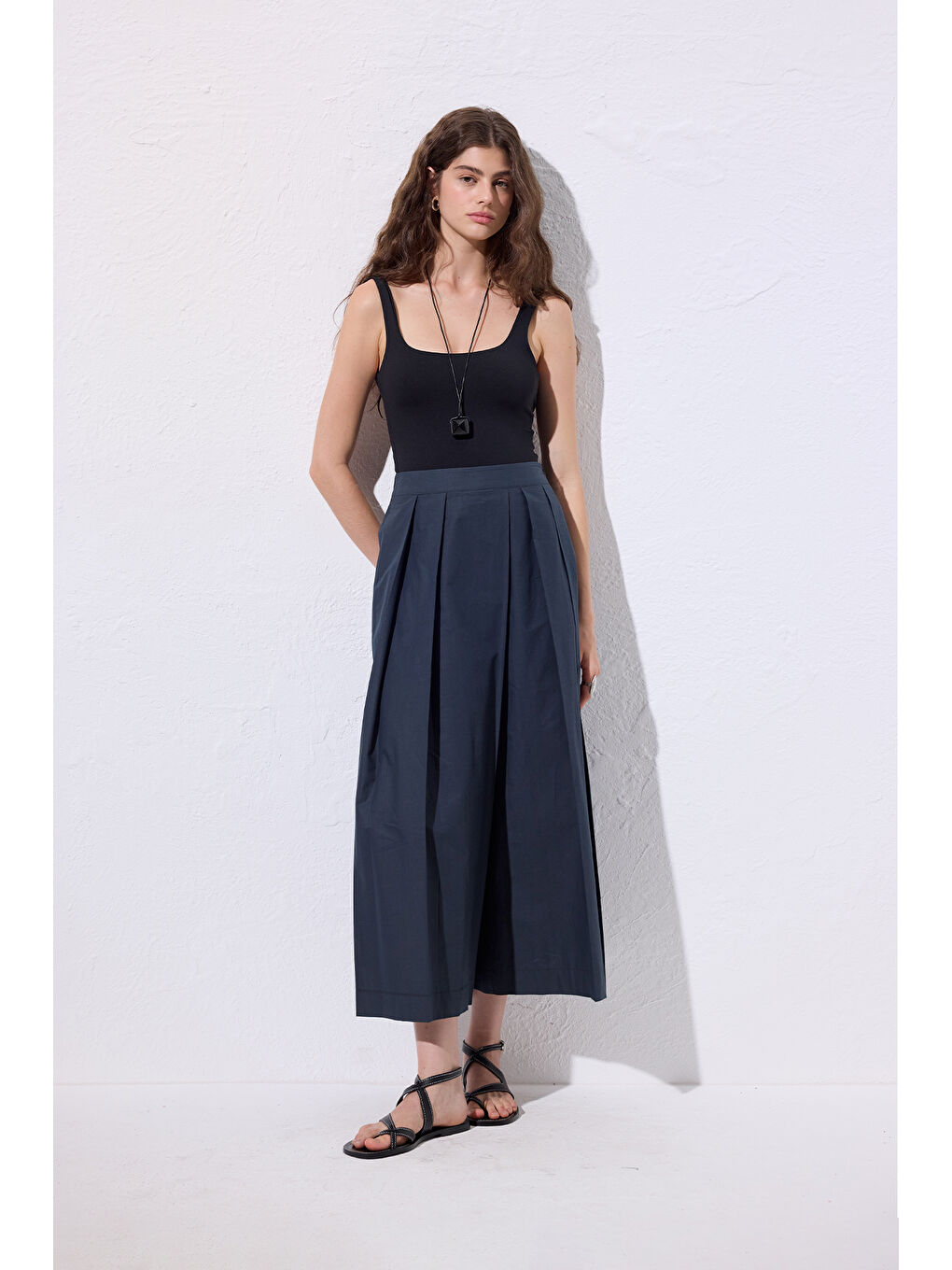 Geniş Pileli Pantolon Lacivert-5