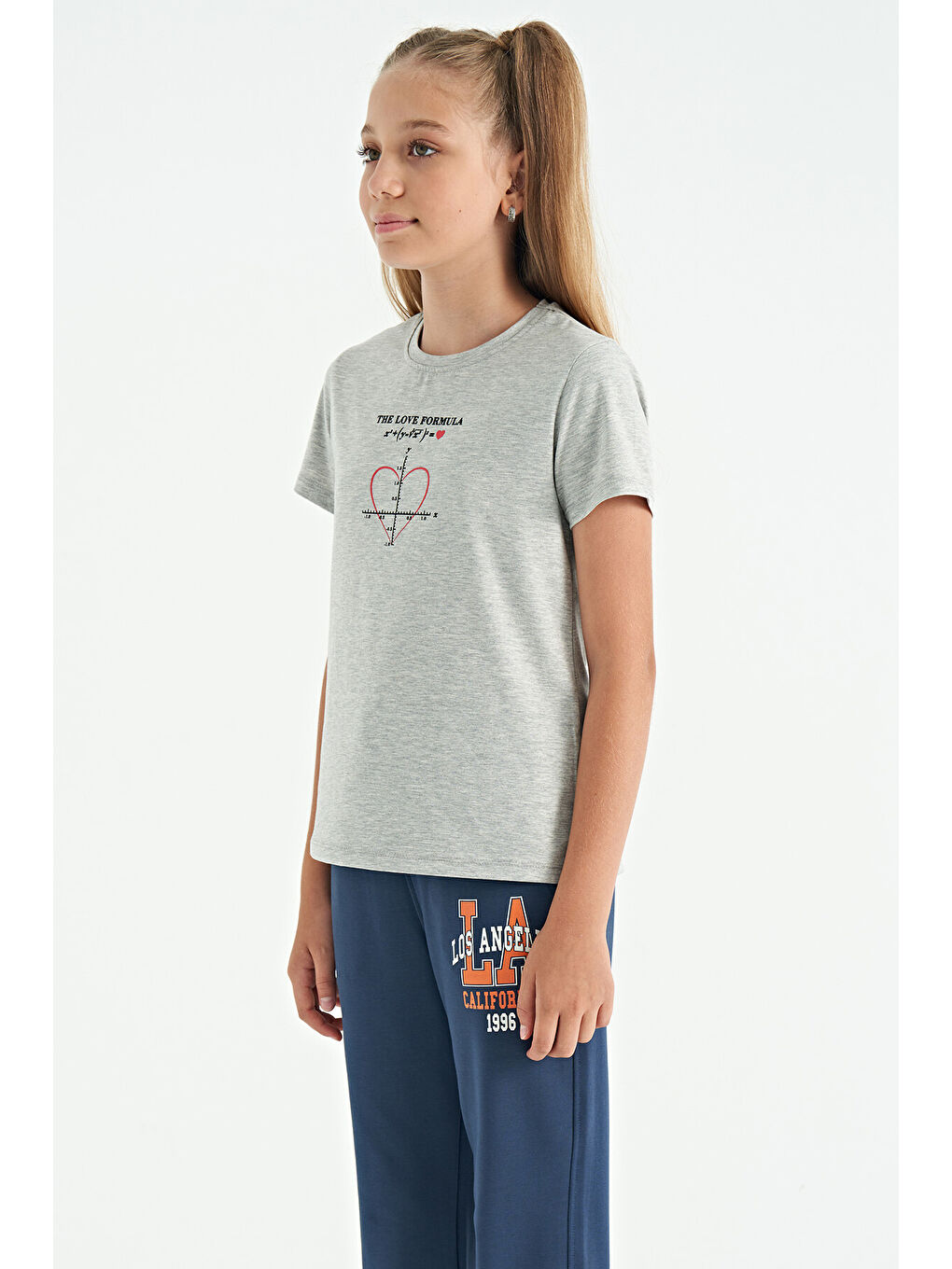 Gri Melanj O Yaka Baskı Detaylı Rahat Kalıp Kız Çocuk Tişört - 75129-2