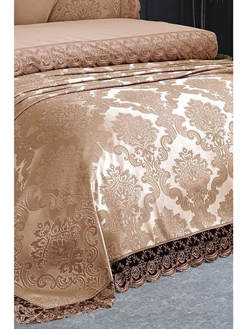 Karışık Fransız Dantelli Kure Yatak Örtüsü Cappucino-1