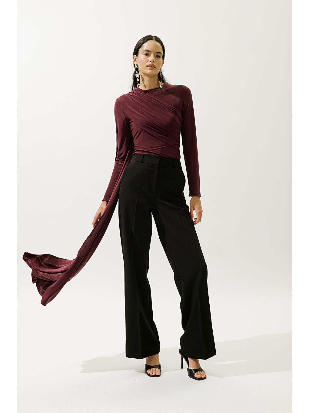 Pelerin Detaylı Bluz Bordo