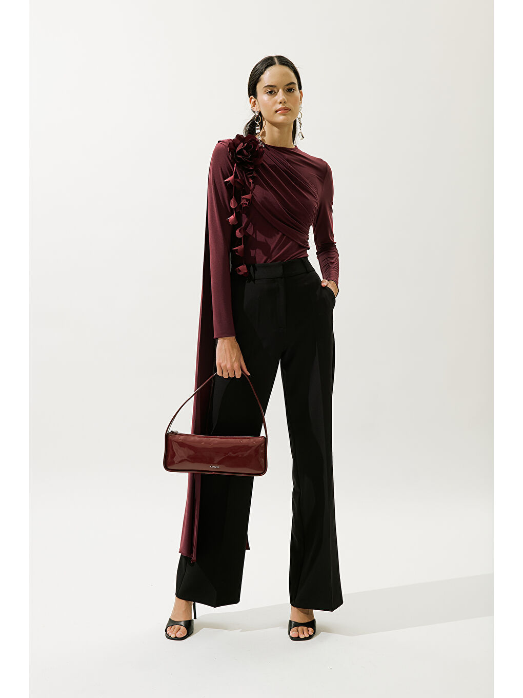 Pelerin Detaylı Bluz Bordo-2