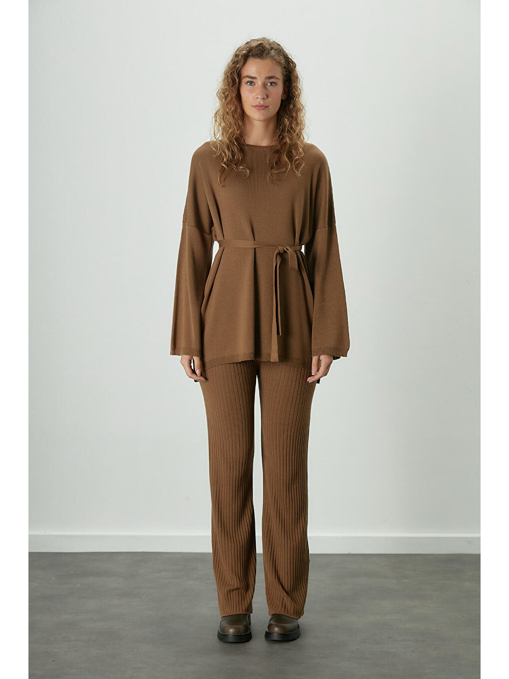 Kahverengi Fitilli Rahat Triko Pantolon Camel