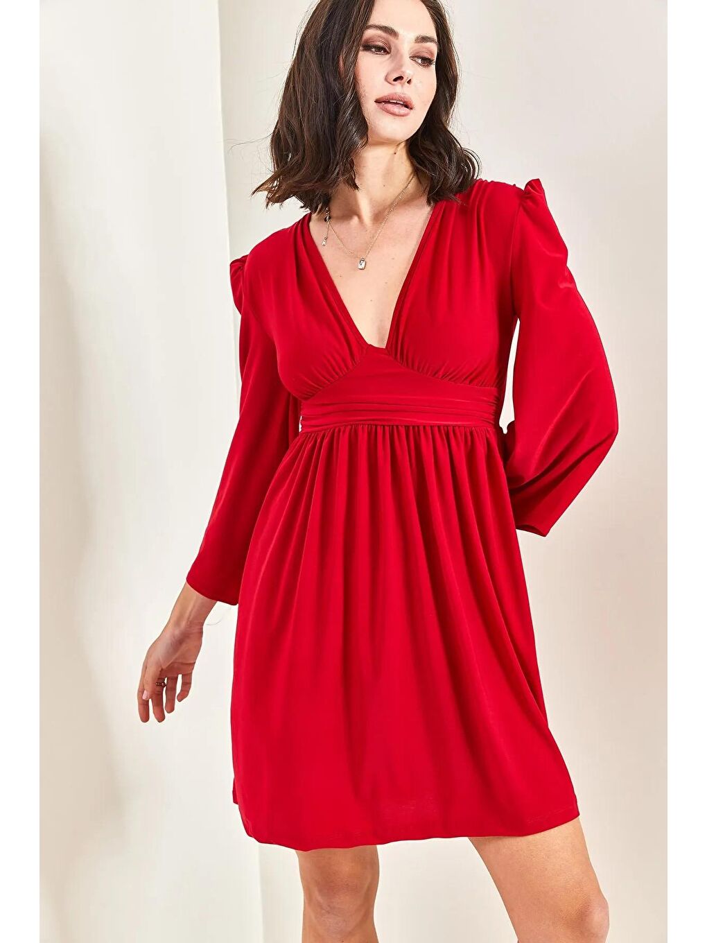 Kırmızı Kadın V Yaka Asimetrik Kol Candy Kumaş Elbise-2