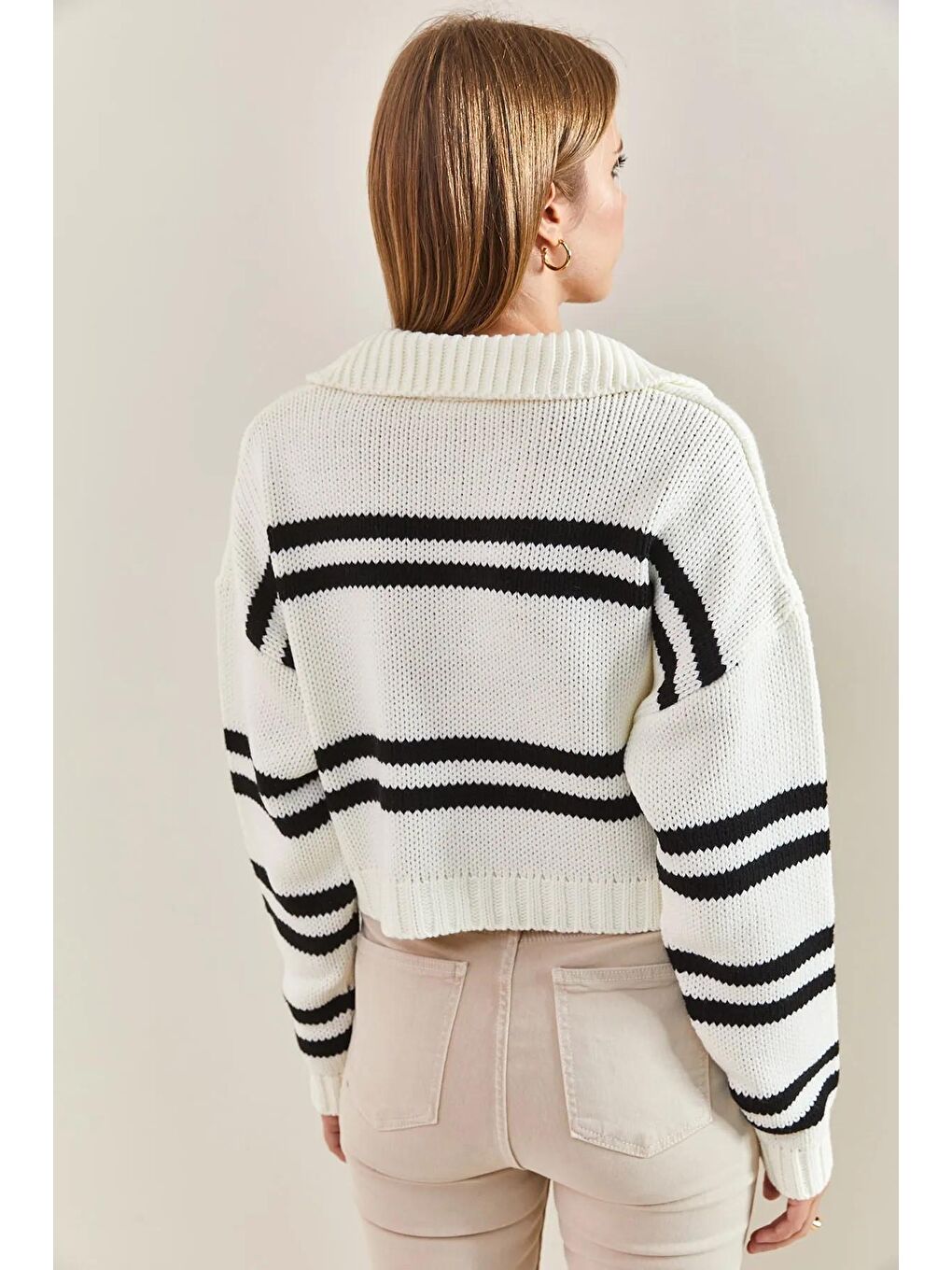 Beyaz Kadın Polo Yaka Çizgili Triko Kazak-1