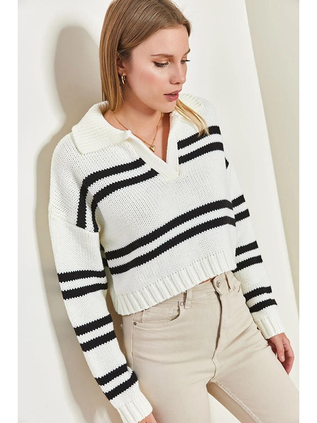Beyaz Kadın Polo Yaka Çizgili Triko Kazak-2