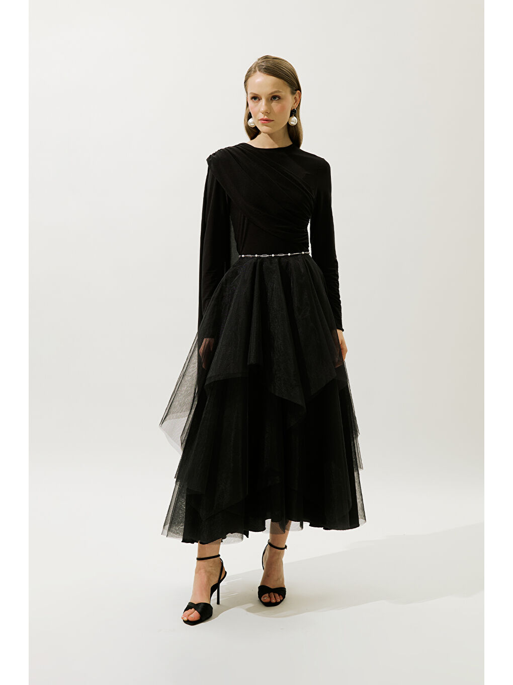 Pelerin Detaylı Bluz Siyah-5