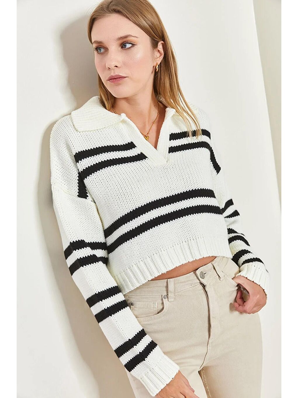 Beyaz Kadın Polo Yaka Çizgili Triko Kazak-3