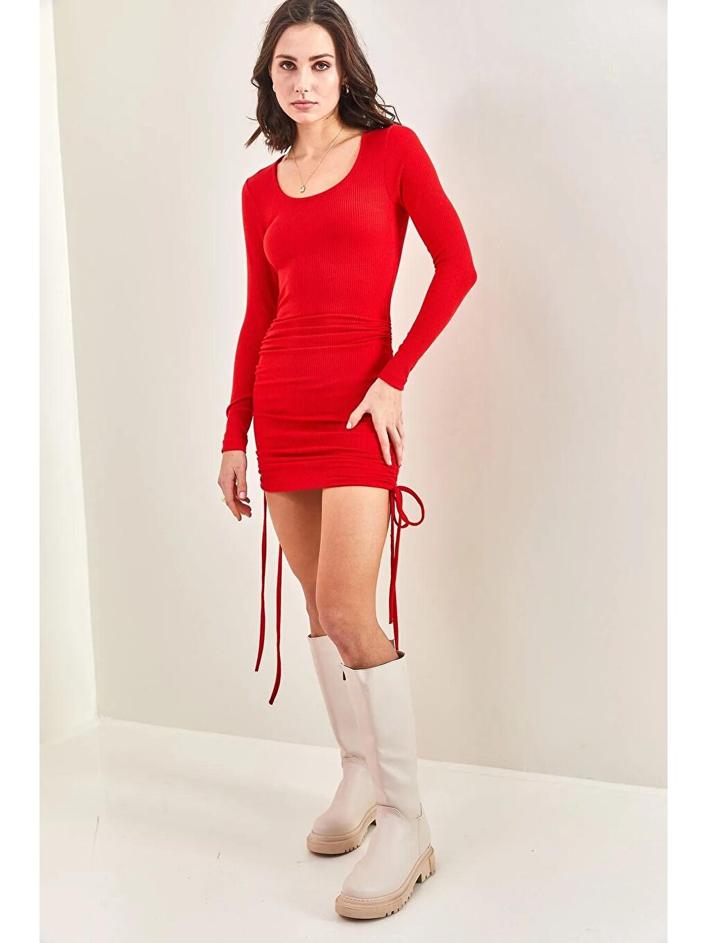 Kırmızı Kadın Yandan Bağlamalı Kaşkorse Elbise