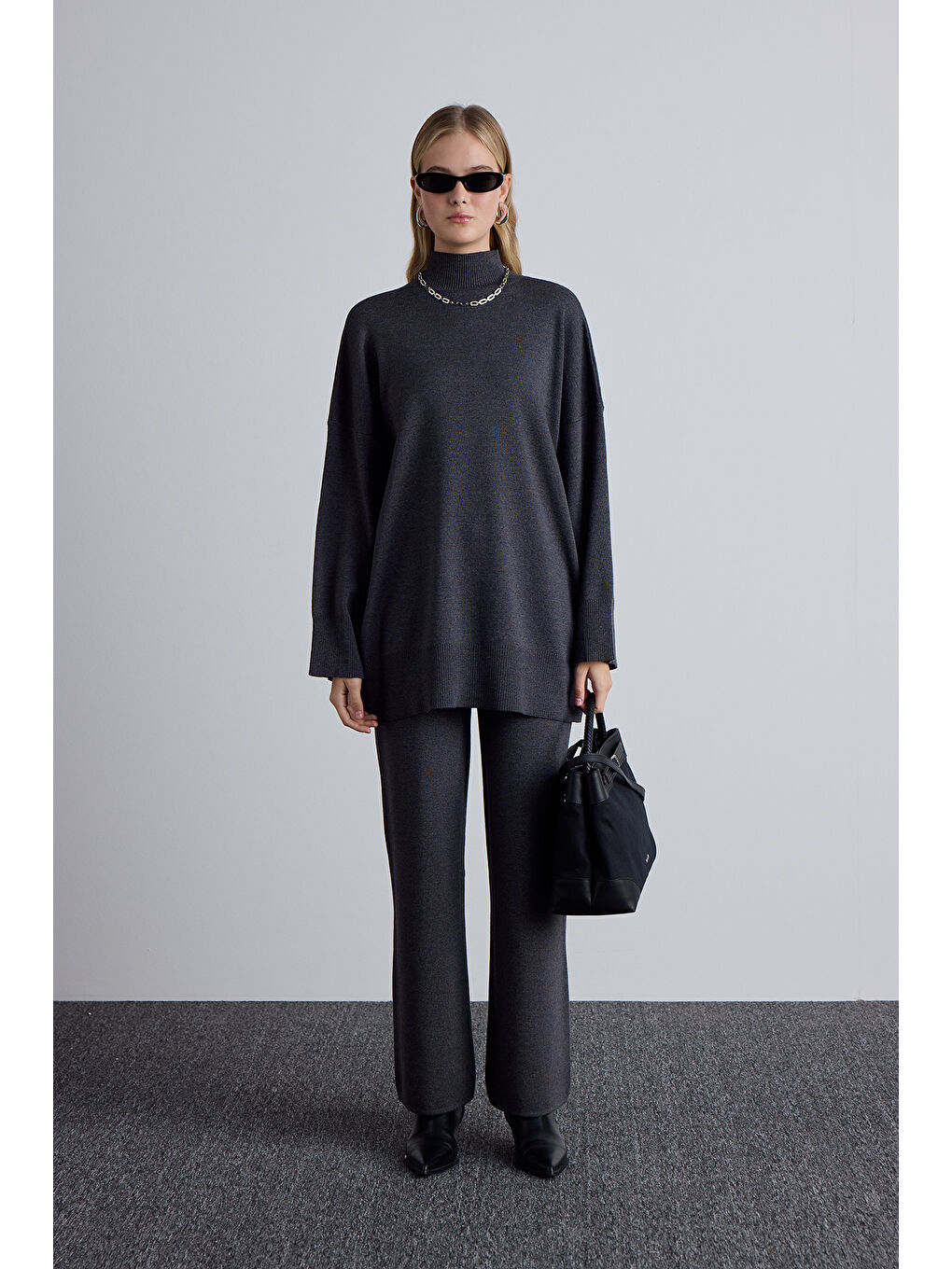 Kemer Detaylı Kanvas Çanta Siyah-2