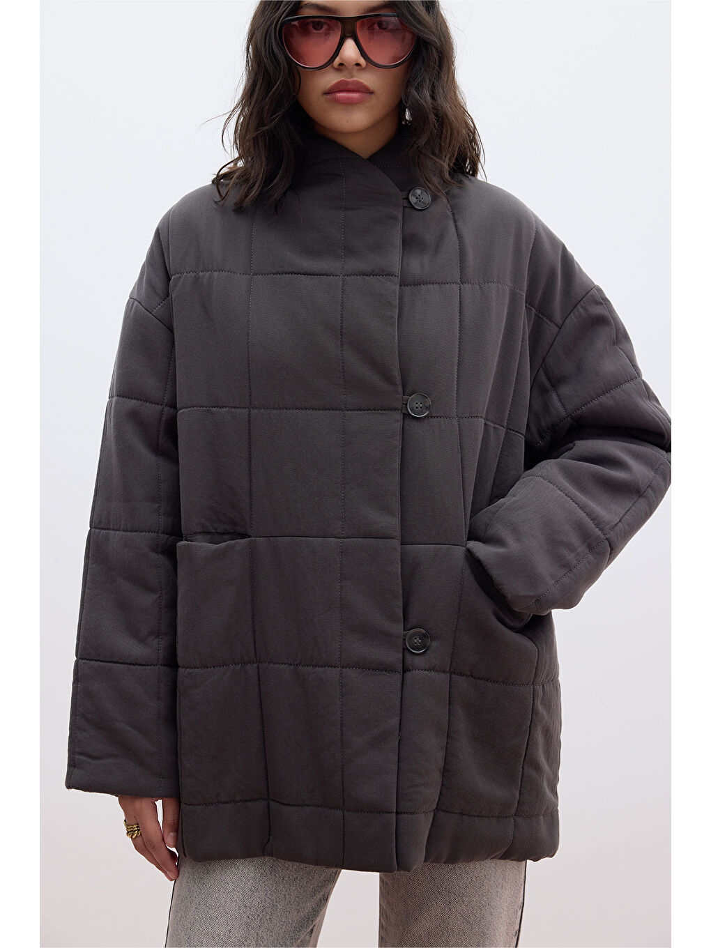 Yüksek Yaka Kapitone Mont Antrasit-3