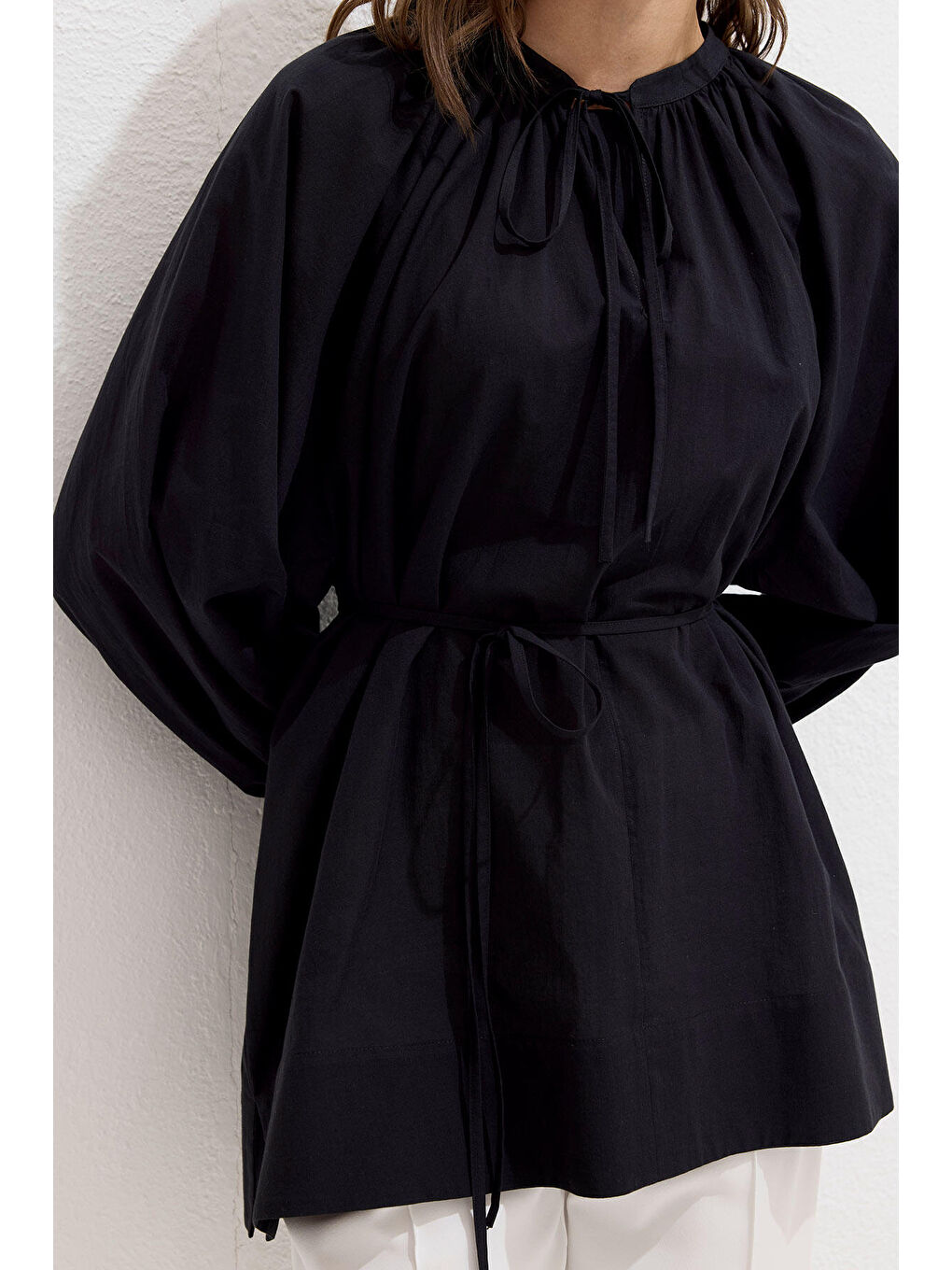 Bağcık Detaylı Vual Tunik Siyah-4