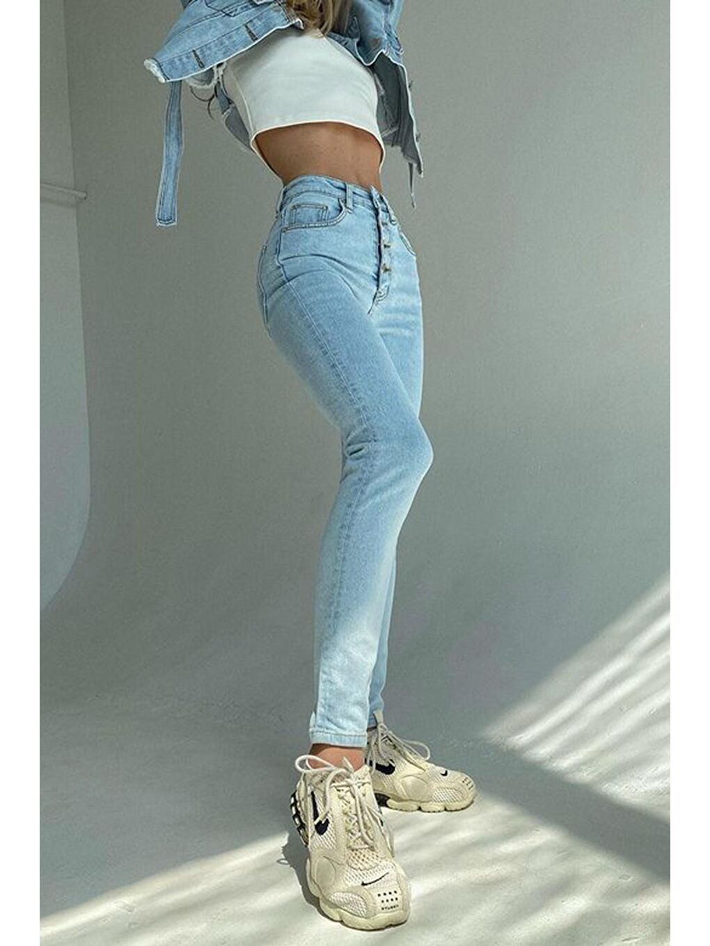Buz Mavisi Çok Düğmeli Yüksek Bel Skinny Fit Jean MG1606-3