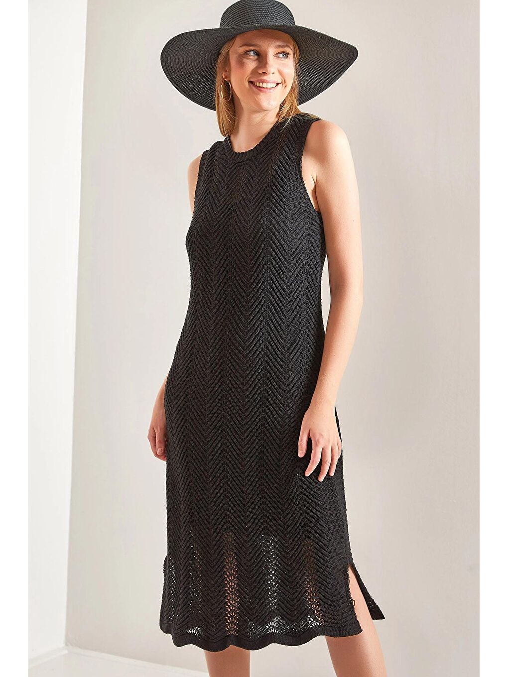 Siyah Kadın Desenli Astarlı Yazlık Triko Elbise