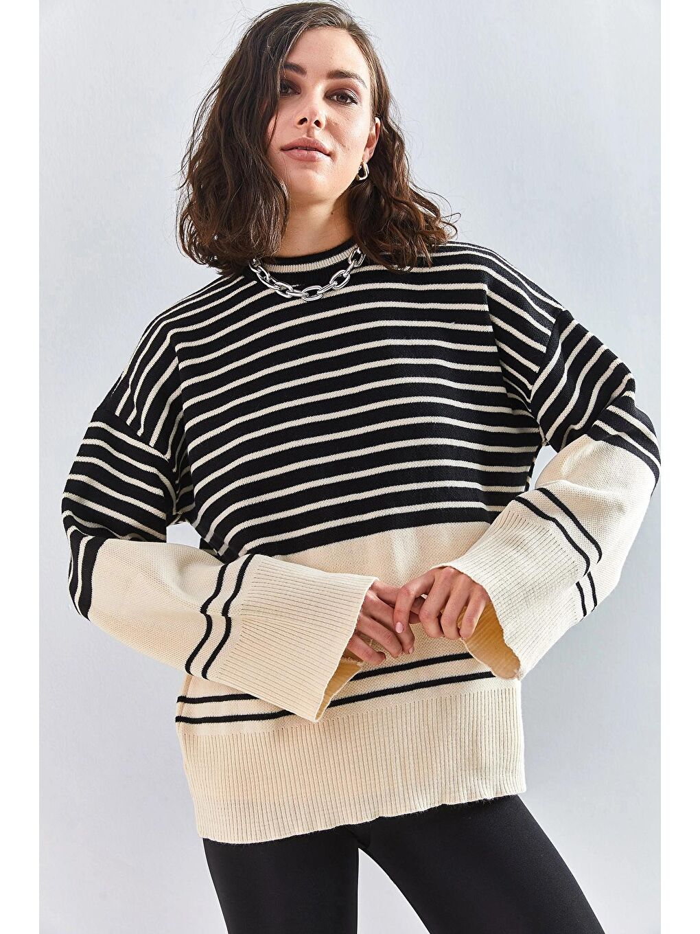 Siyah Kadın Çizgili Triko Kazak-3