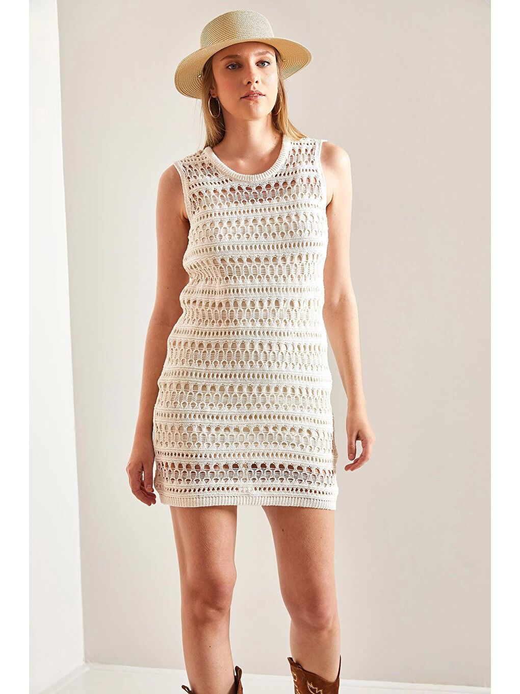 Ekru Kadın Dantel Desenli Triko Elbise-3