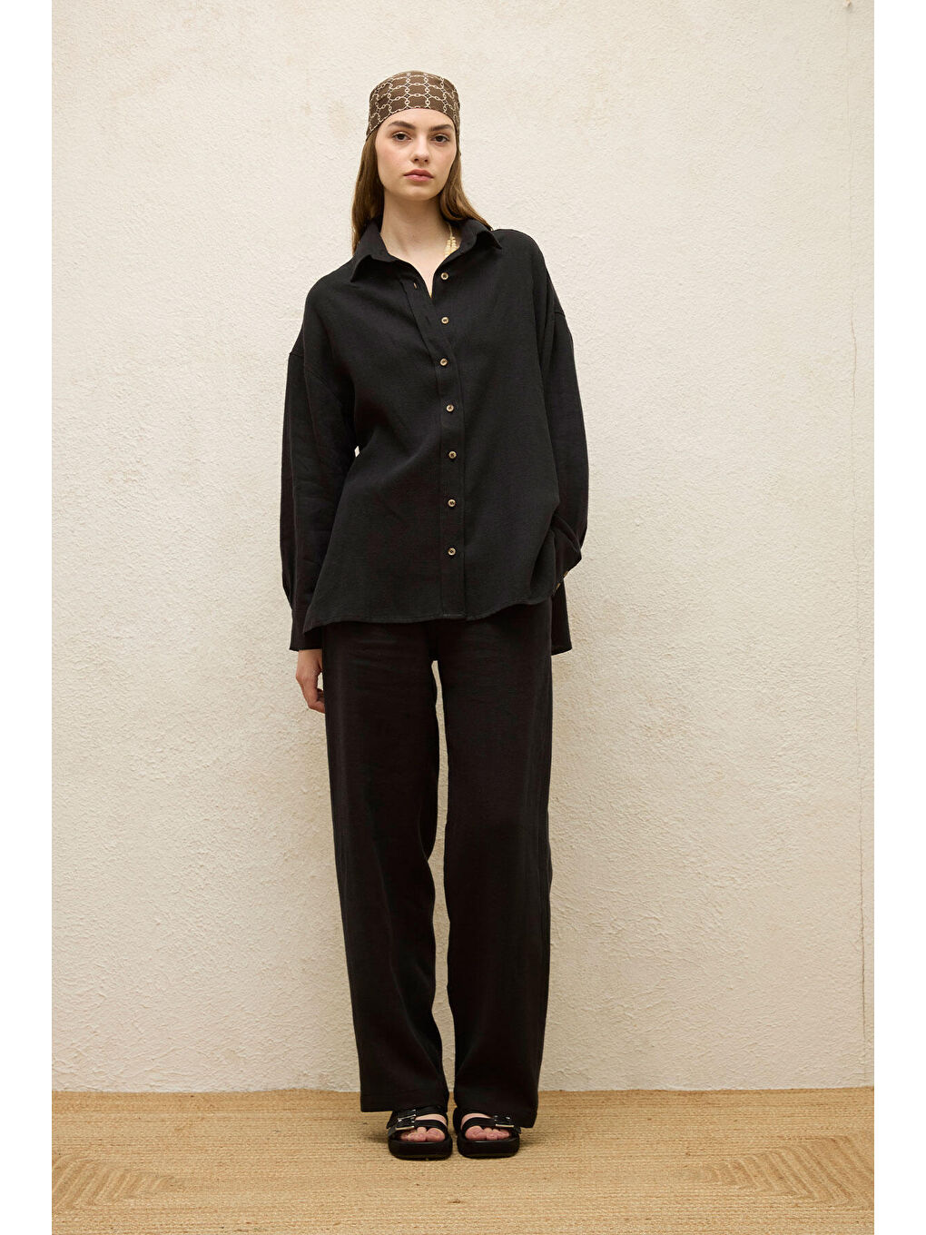 Keten Oversize Düğmeli Gömlek Siyah-1