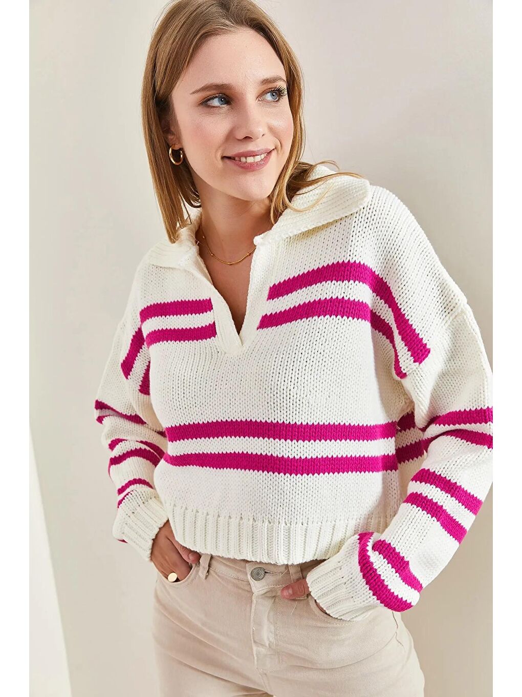 Beyaz Kadın Polo Yaka Çizgili Triko Kazak