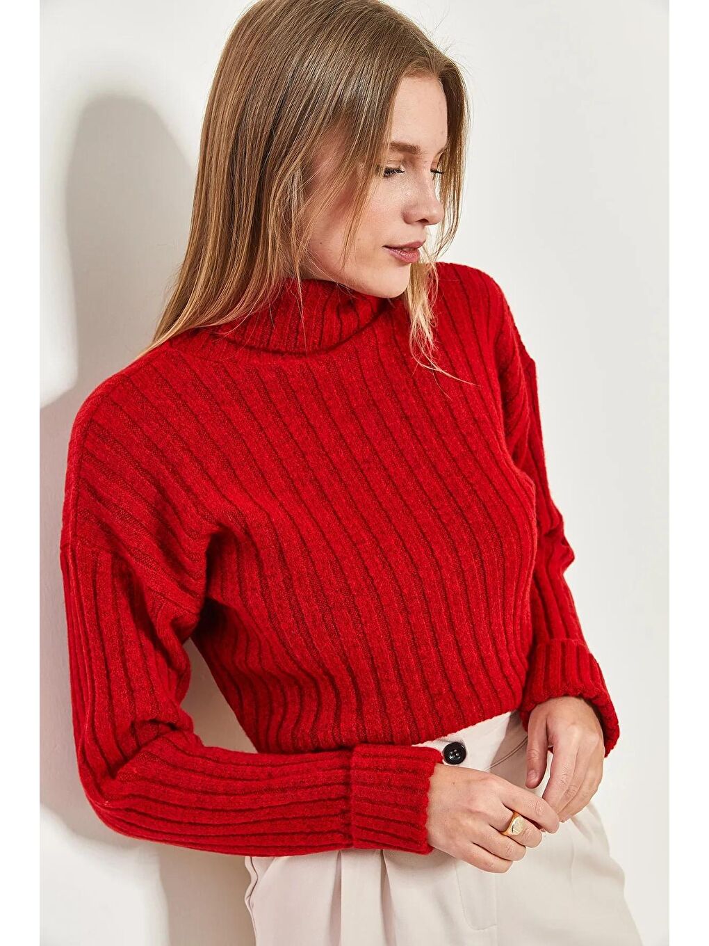 Kırmızı Kadın Balıkçı Yaka Triko Kazak-2