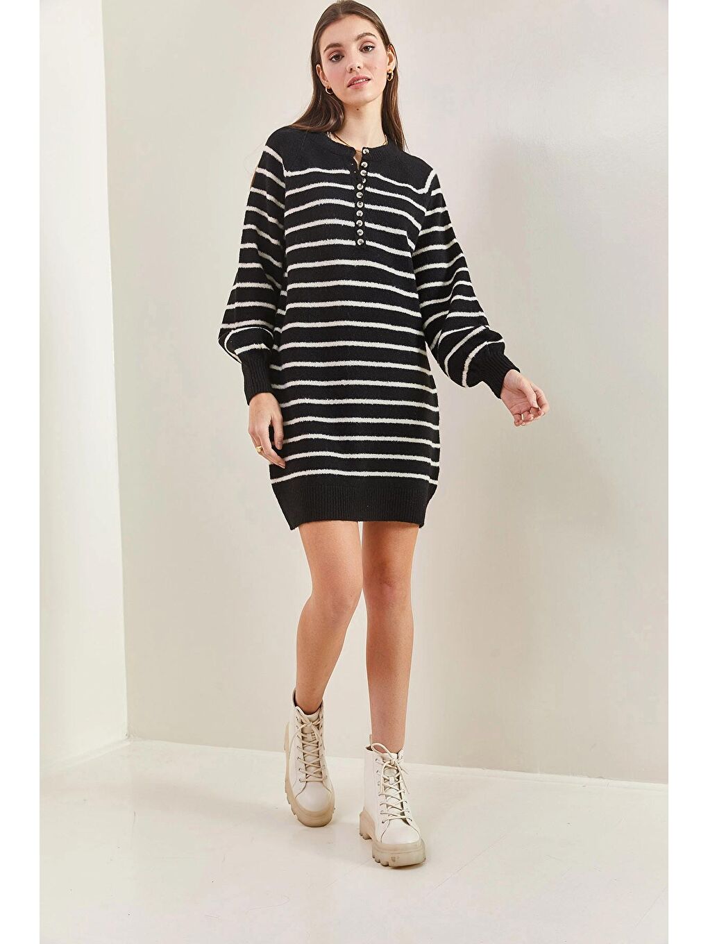 Siyah Kadın Çizgili Düğmeli  Triko Elbise