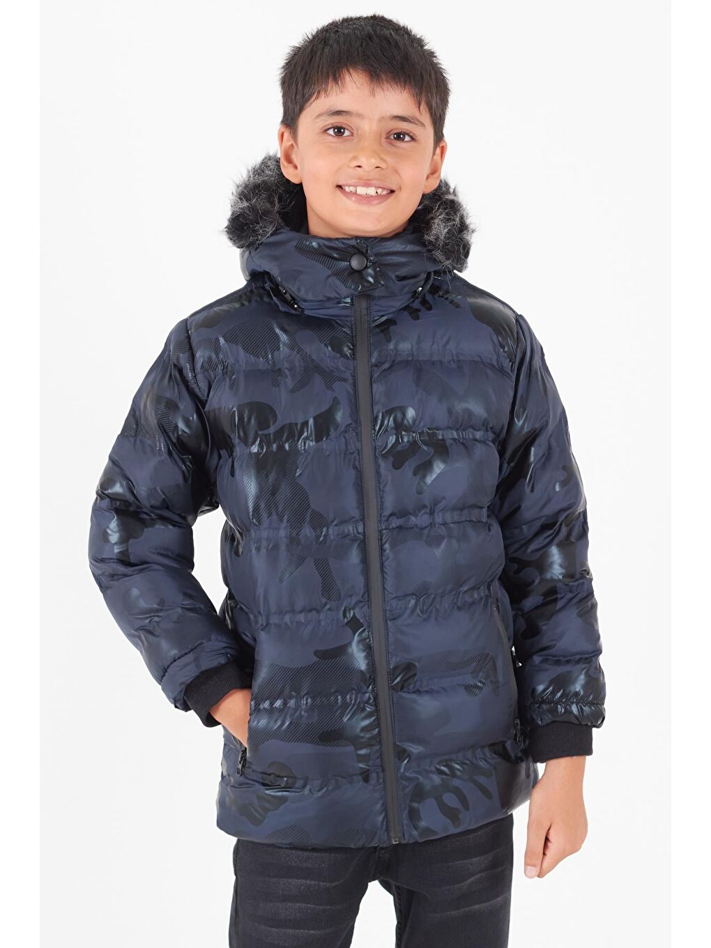 Lacivert Erkek Çocuk Mont Kamuflaj Desenli Kapüşonlu Şişme Mont 14538-3