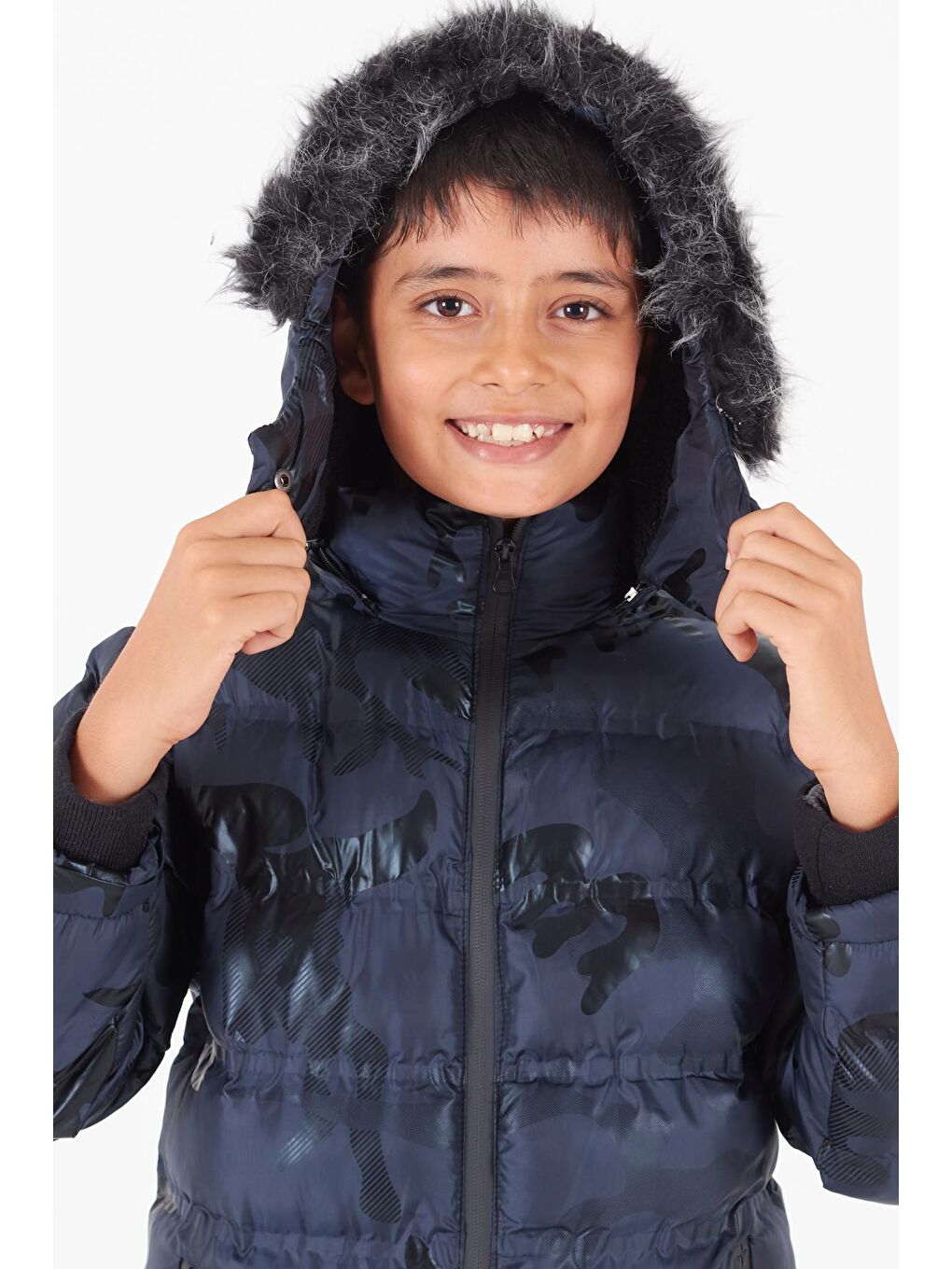 Lacivert Erkek Çocuk Mont Kamuflaj Desenli Kapüşonlu Şişme Mont 14538-4