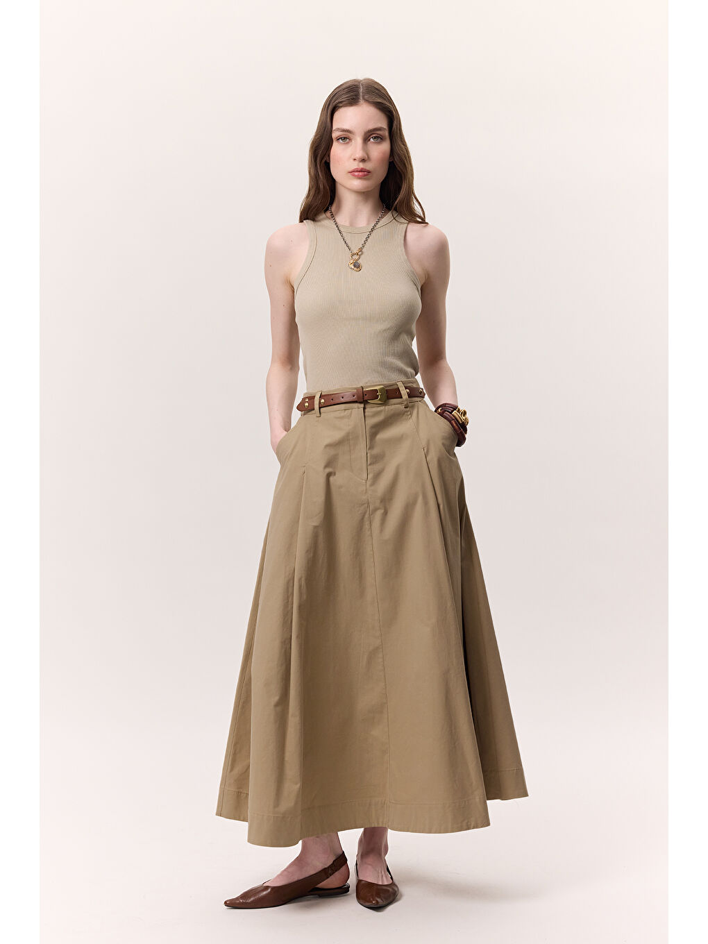 Bej Cep Detaylı Geniş Etek Kum-2