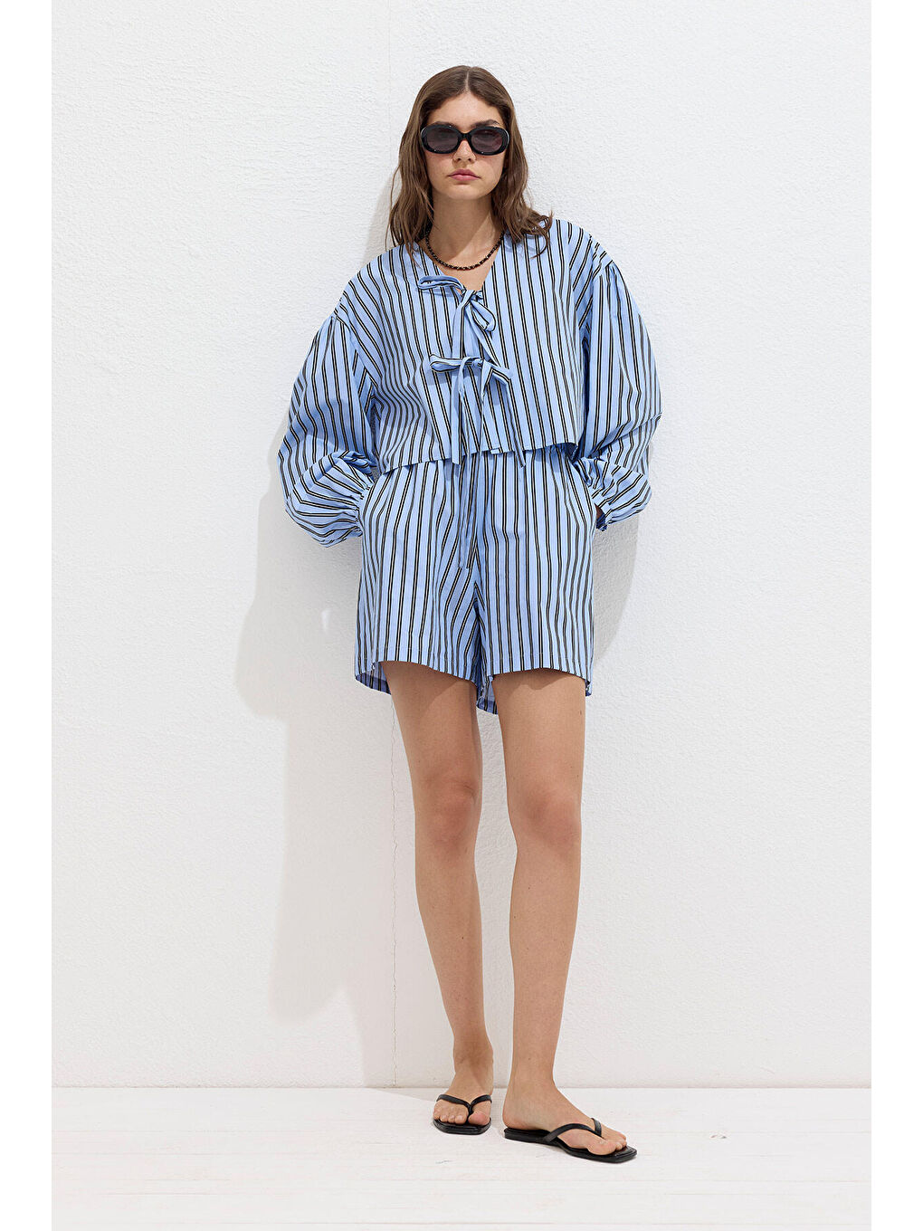 Çizgili Bağcıklı Bluz Mavi-3