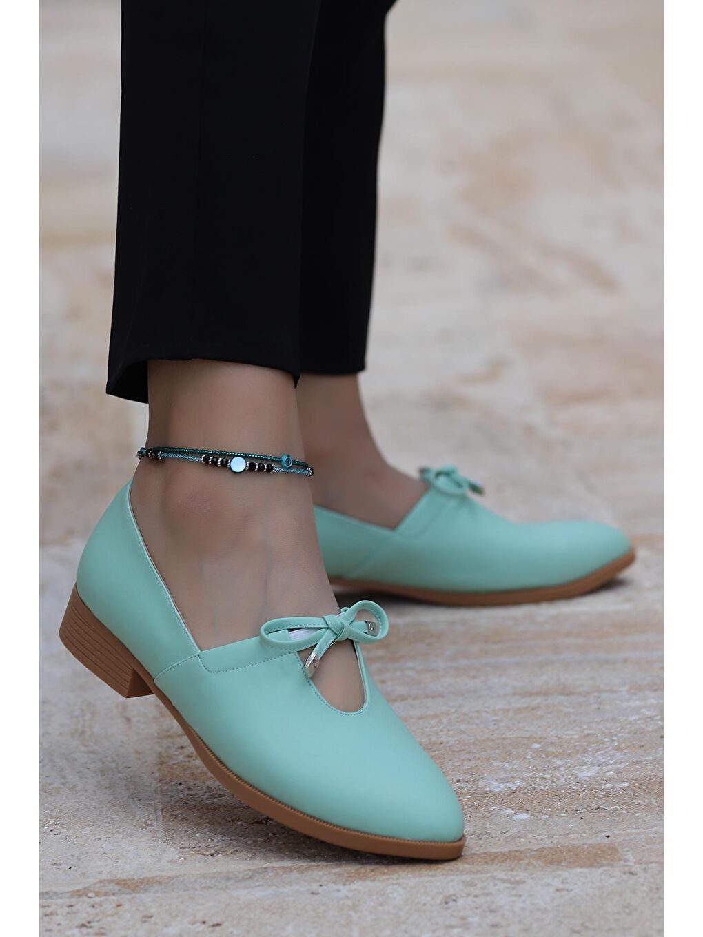 Yeşil Cilt Günlük Anatomik Kadın Günlük Babet Ayakkabı 8328-101