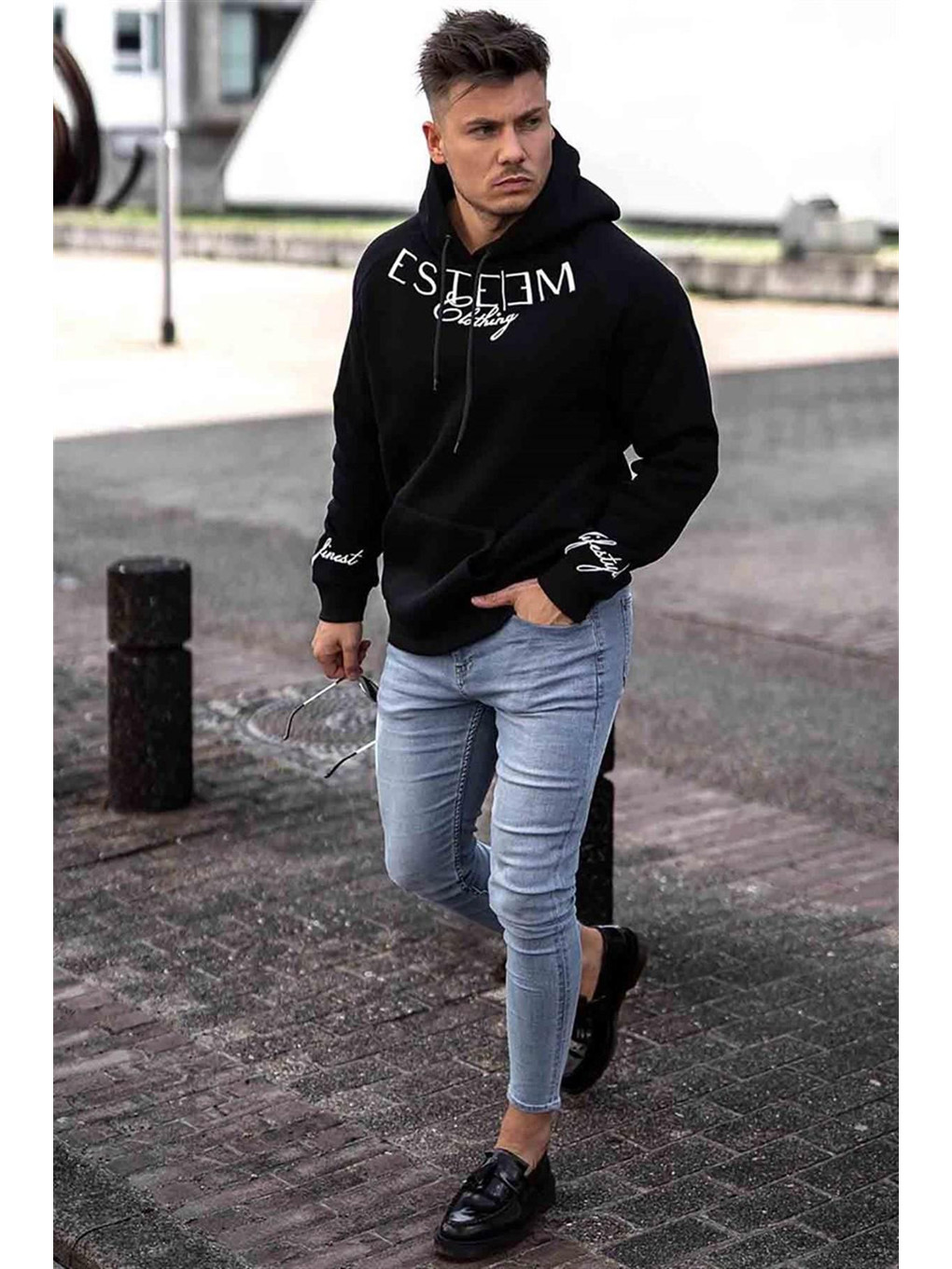 Baskılı Siyah Kapüşonlu Sweatshirt 4402-4