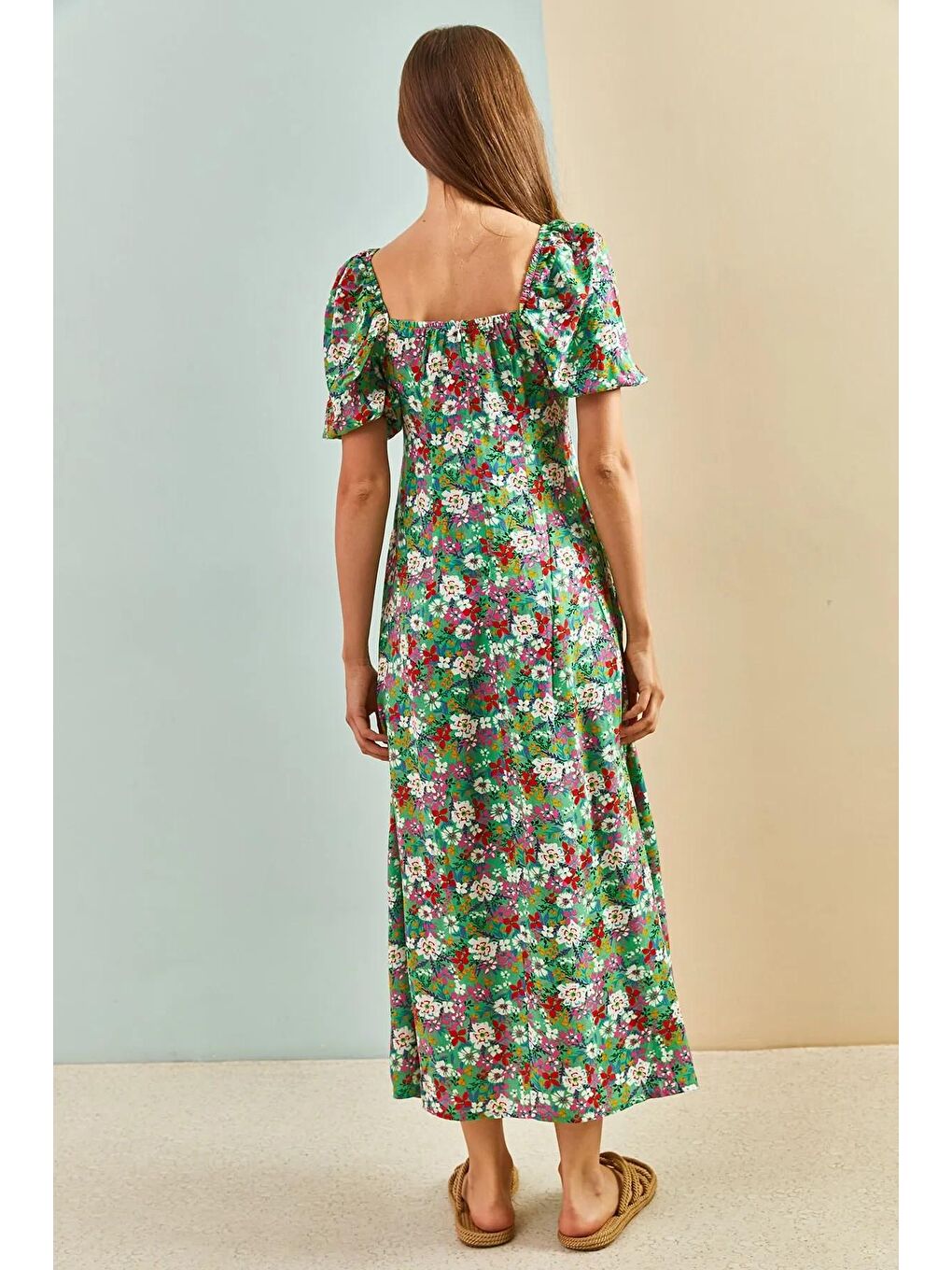Yeşil Kadın Madonna Yaka Çiçek Desenli Elbise-1