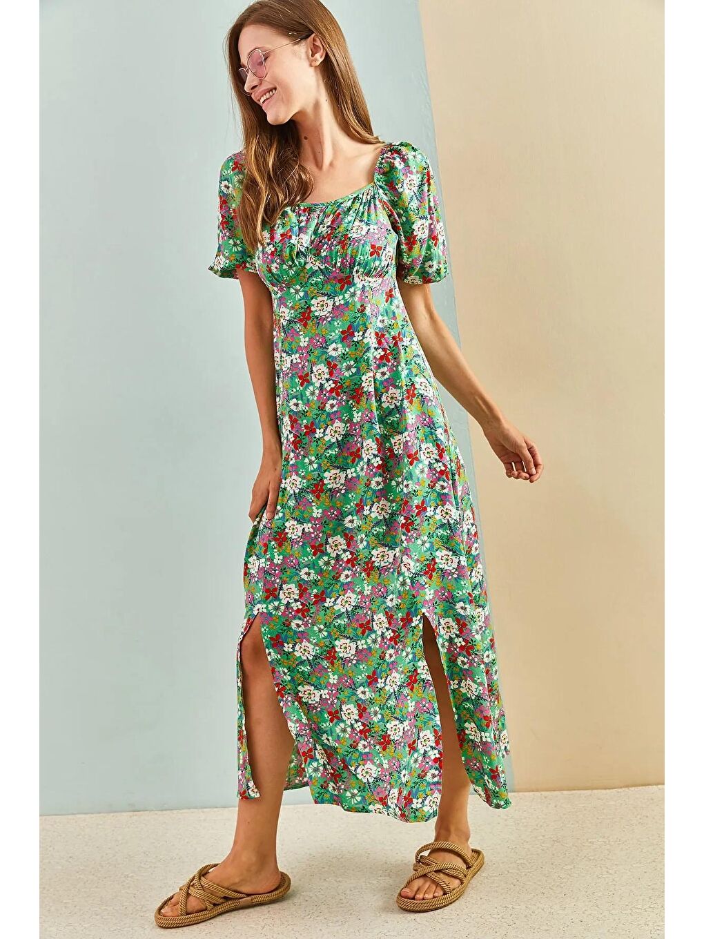 Yeşil Kadın Madonna Yaka Çiçek Desenli Elbise-2