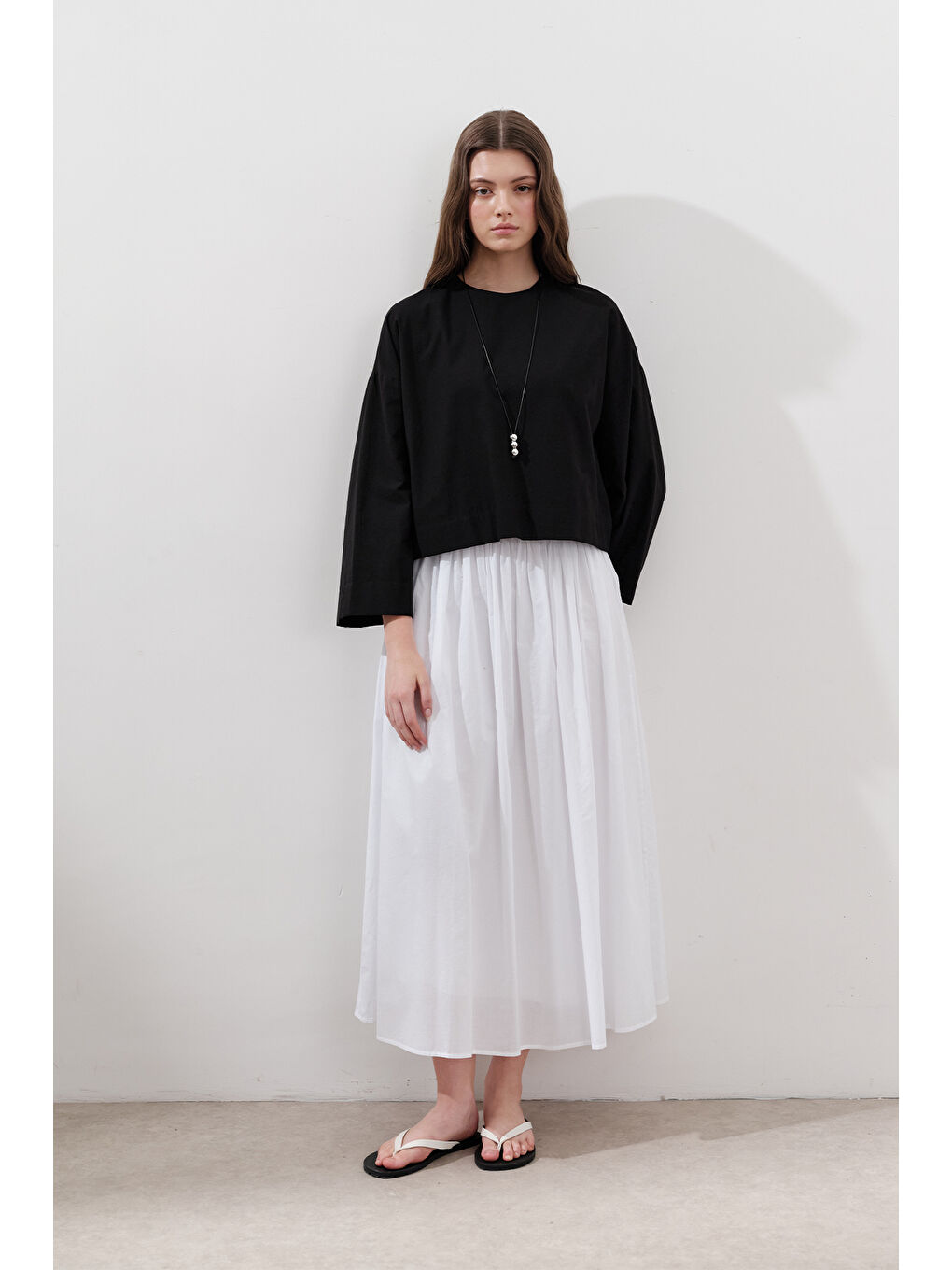 Pamuklu Crop Uzun Kol Bluz Siyah-3