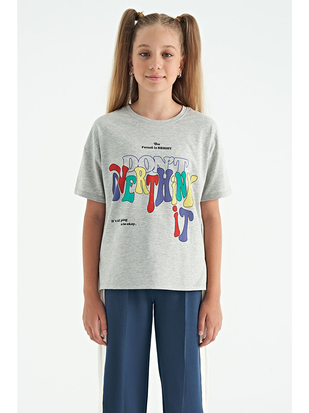 Gri Melanj Renki Yazı Baskılı O Yaka Oversize Kısa Kollu Kız Çocuk Tişört - 75112