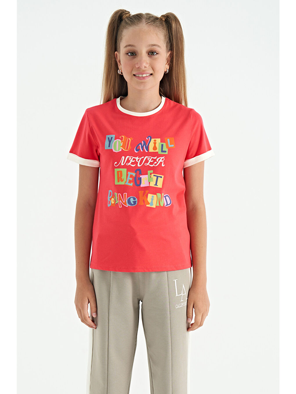 Pembe Rose Renkli Yazı Detaylı O Yaka Rahat Form Kız Çocuk Tişört - 75109