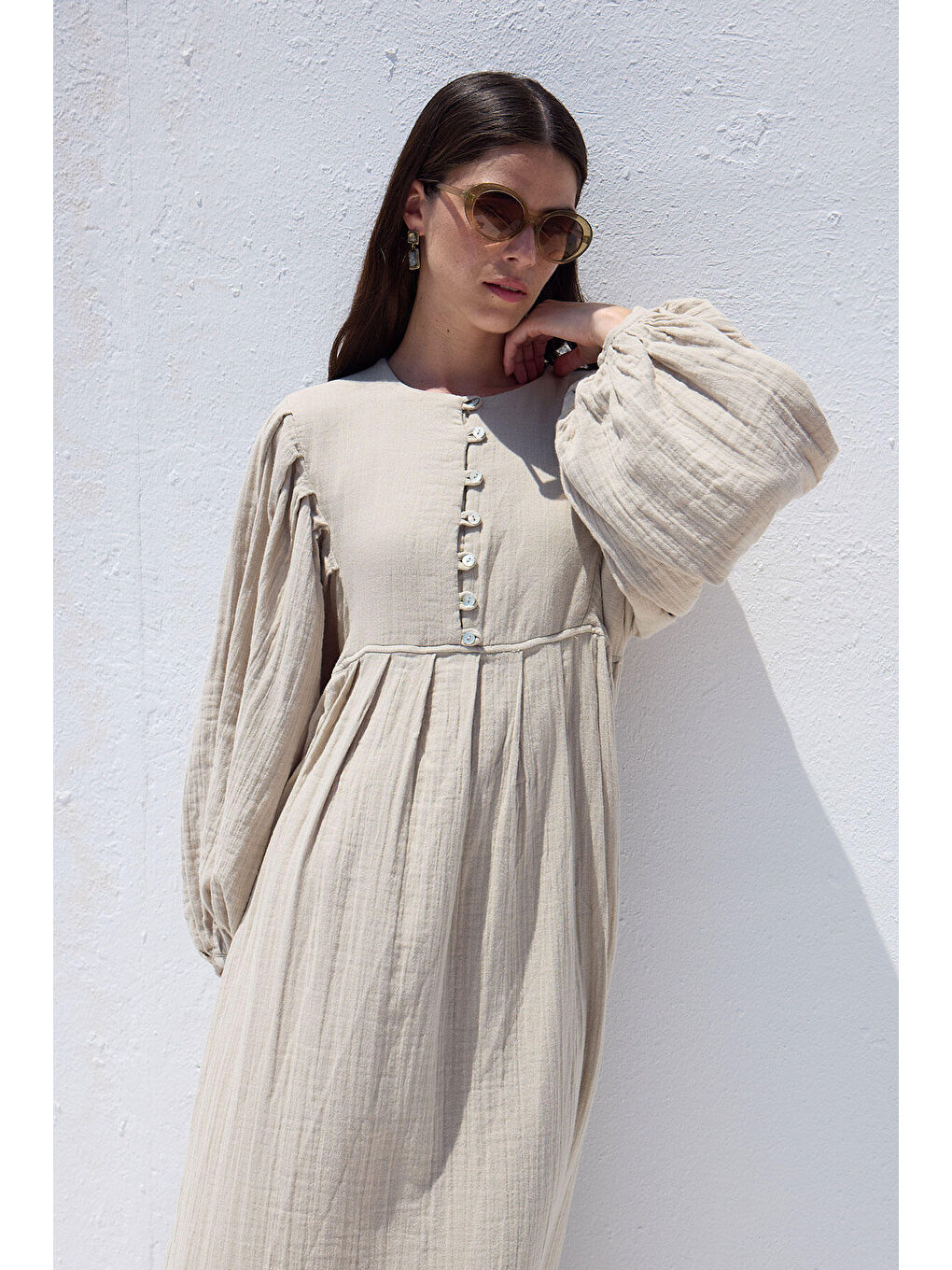 Bej Pile Detaylı Müslin Elbise Kum-3