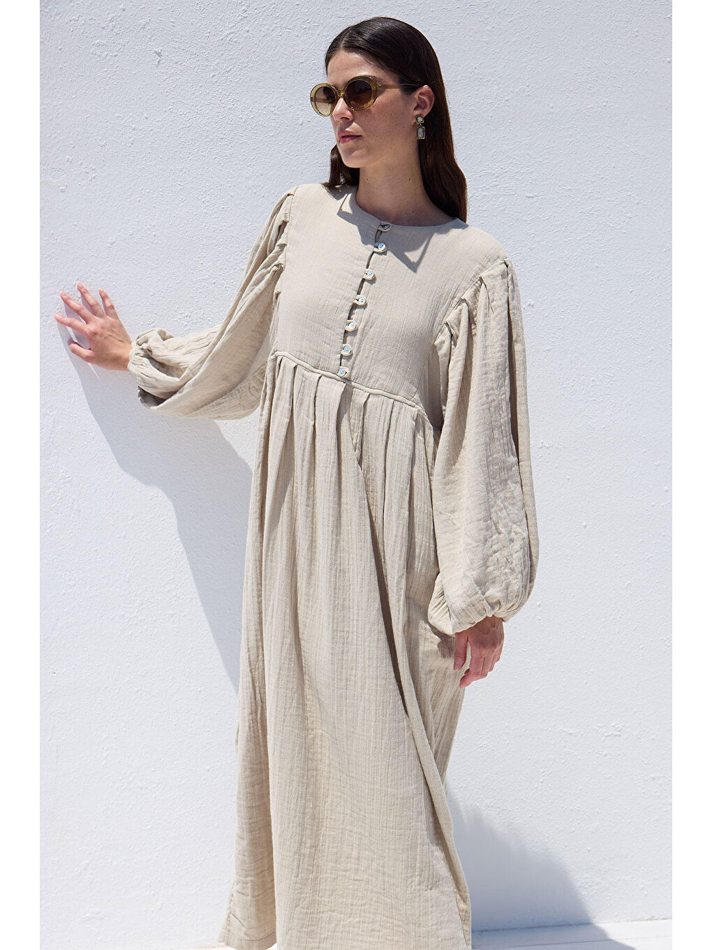 Bej Pile Detaylı Müslin Elbise Kum-5