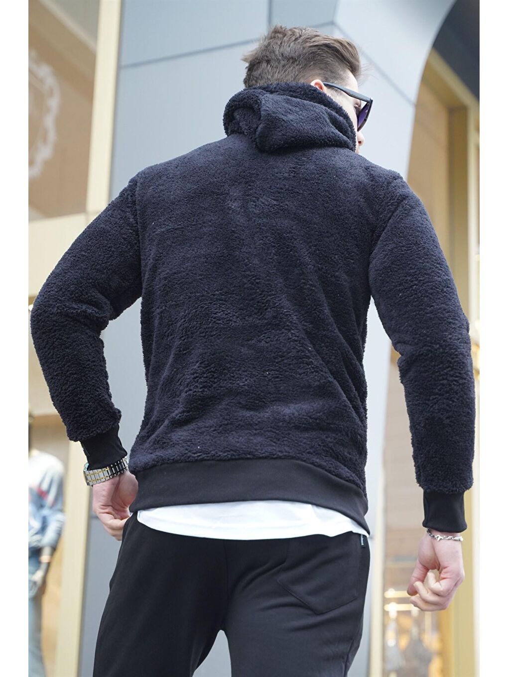 Madmext Siyah kapüşonlu Peluş Sweatshirt Siyah 4390 - 1