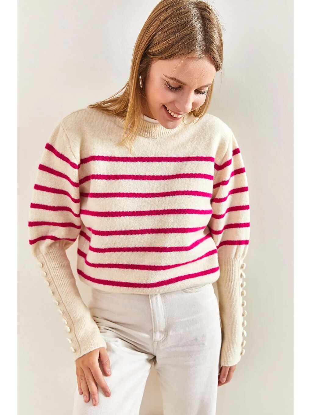 Beyaz Kadın Kol Düğmeli Çizgili Triko Kazak-1