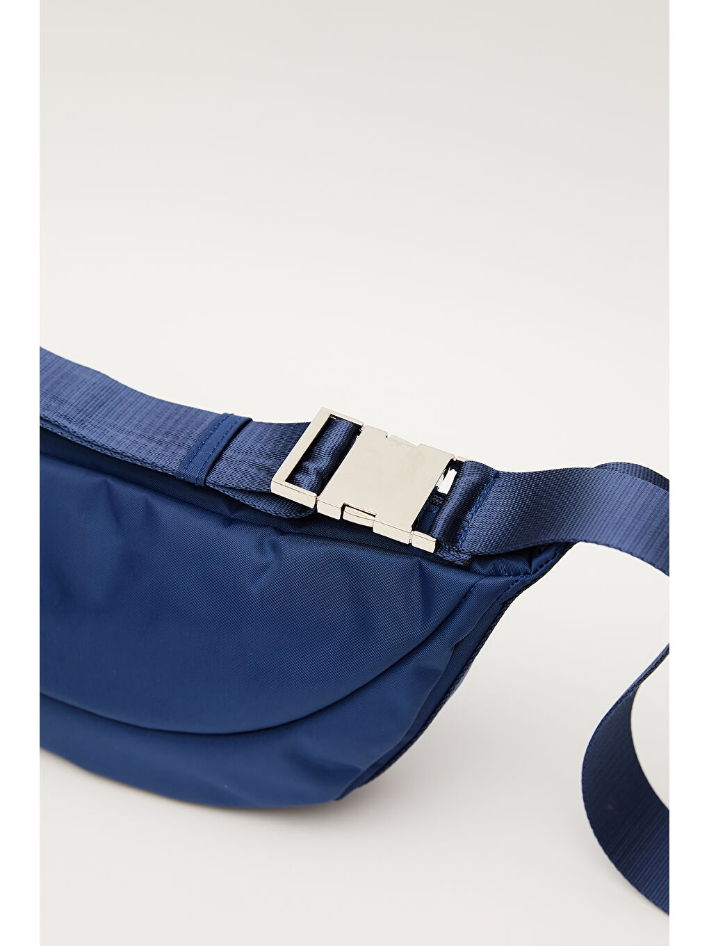 Lexa Metal Tokalı Çapraz Çanta Lacivert-5