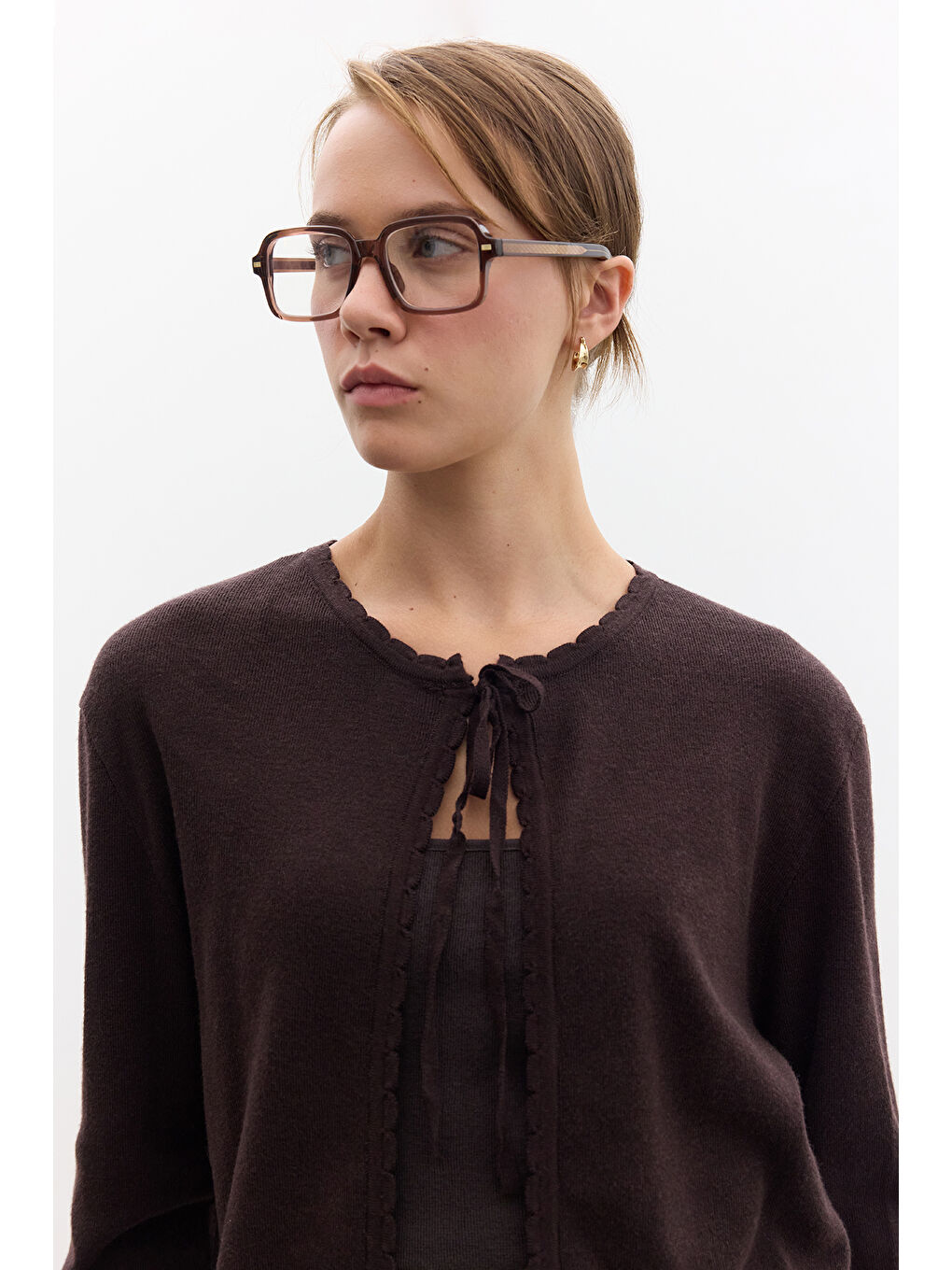 Yumuşak Dokulu Bağcıklı Triko Hırka Kahverengi-4