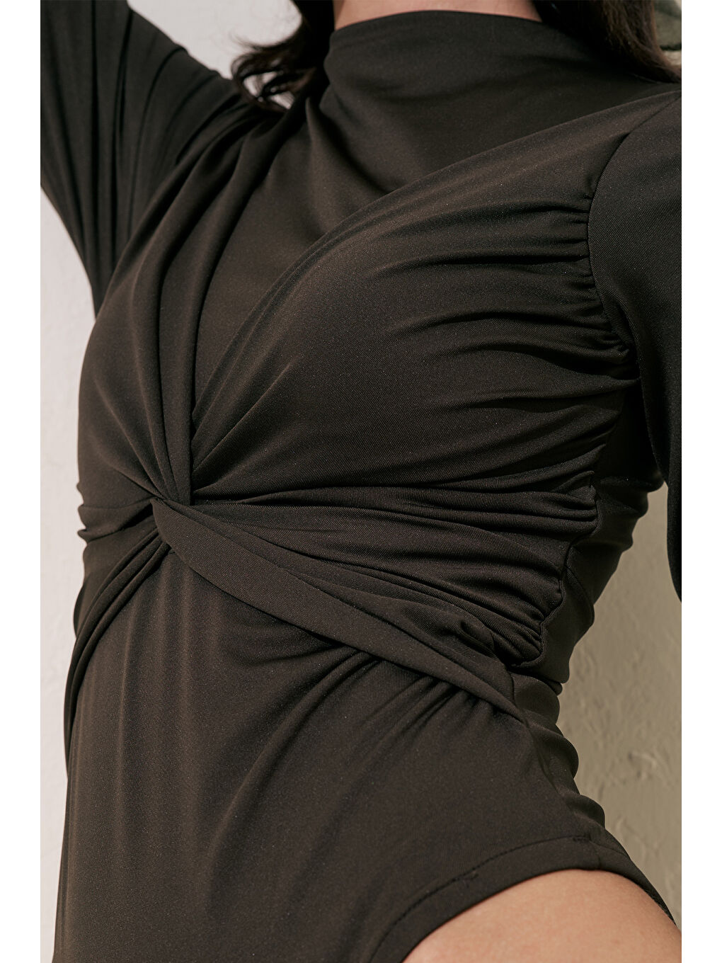 Düğüm Detaylı Surf Mayo Kahverengi-4