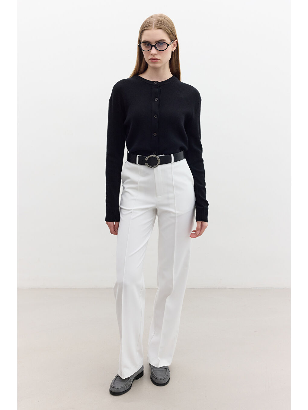 Yumuşak Dokulu Triko Hırka Siyah-1