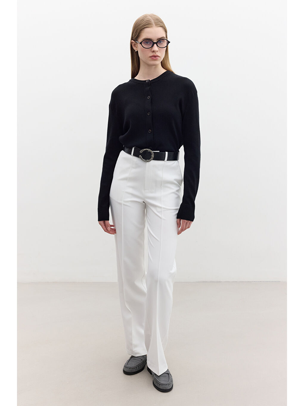 Yumuşak Dokulu Triko Hırka Siyah-2