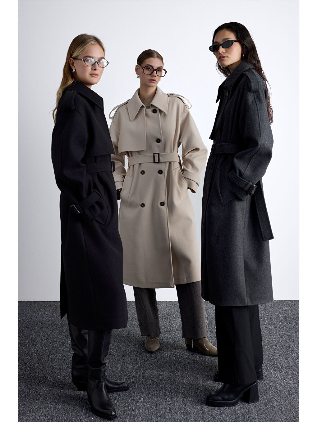 Apolet Detaylı Kaşe Kaban Bej